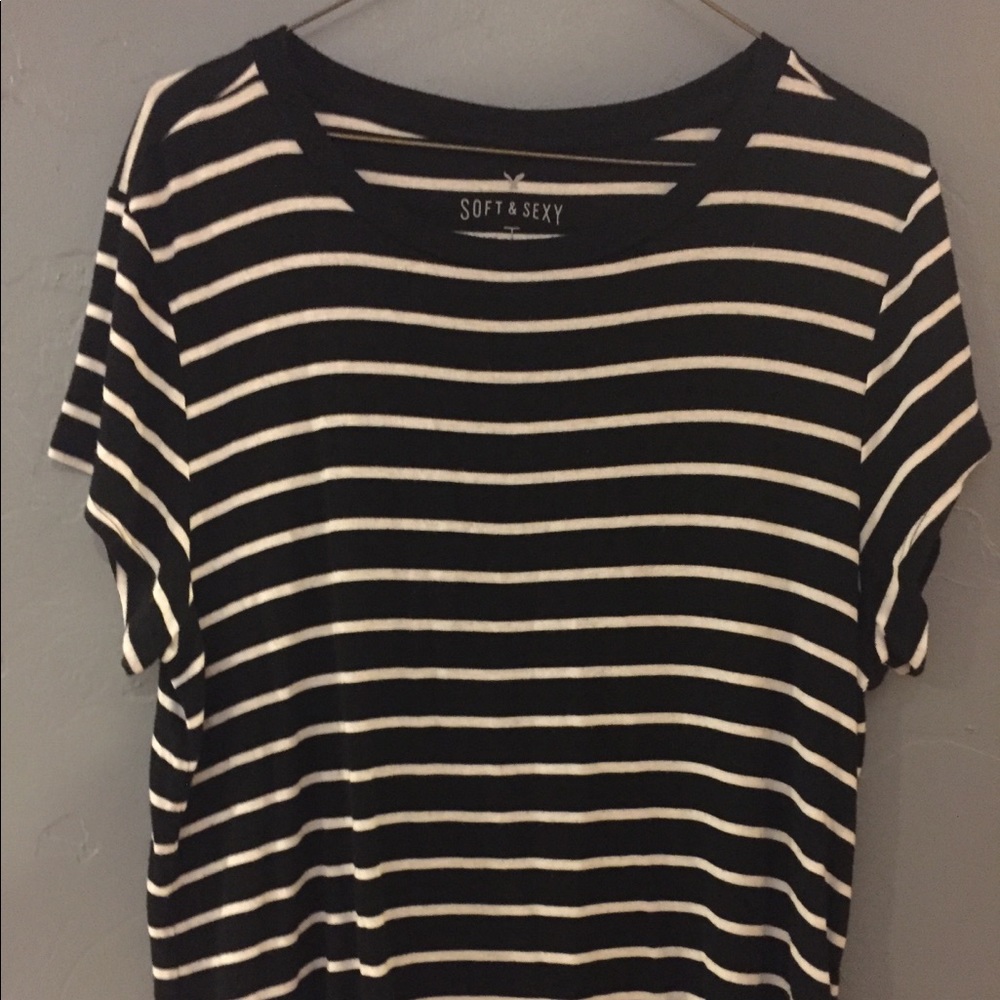 Black and white striped tee